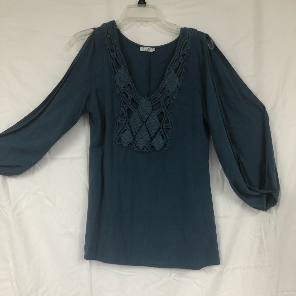 Long sleeve top